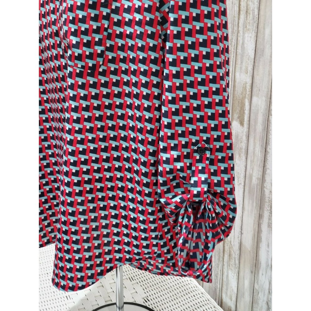 Van Henusen Long Cut Top Sz M geometrics pattern - Picture 2 of 8